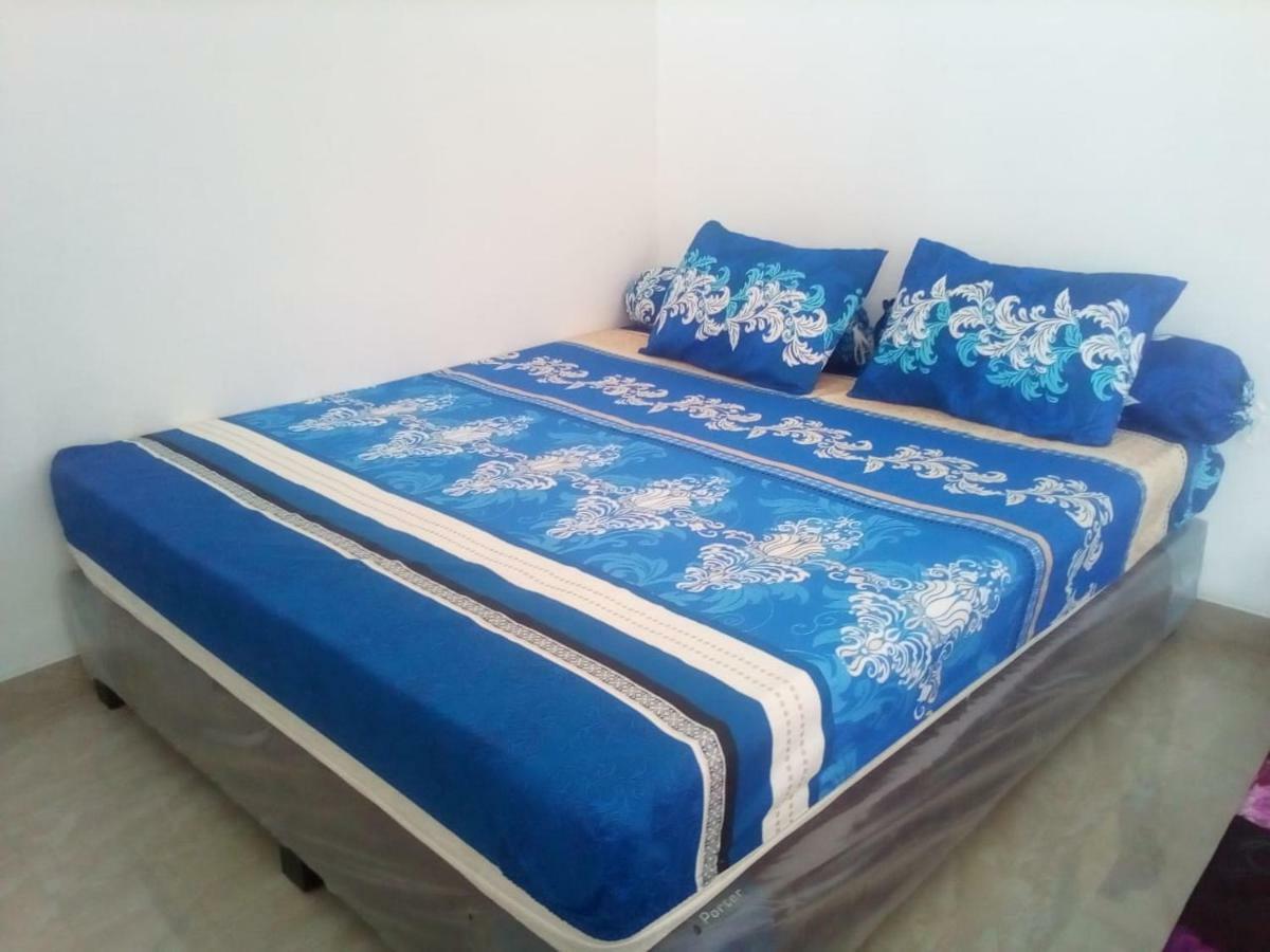 ג'מבי Almira Homestay מראה חיצוני תמונה